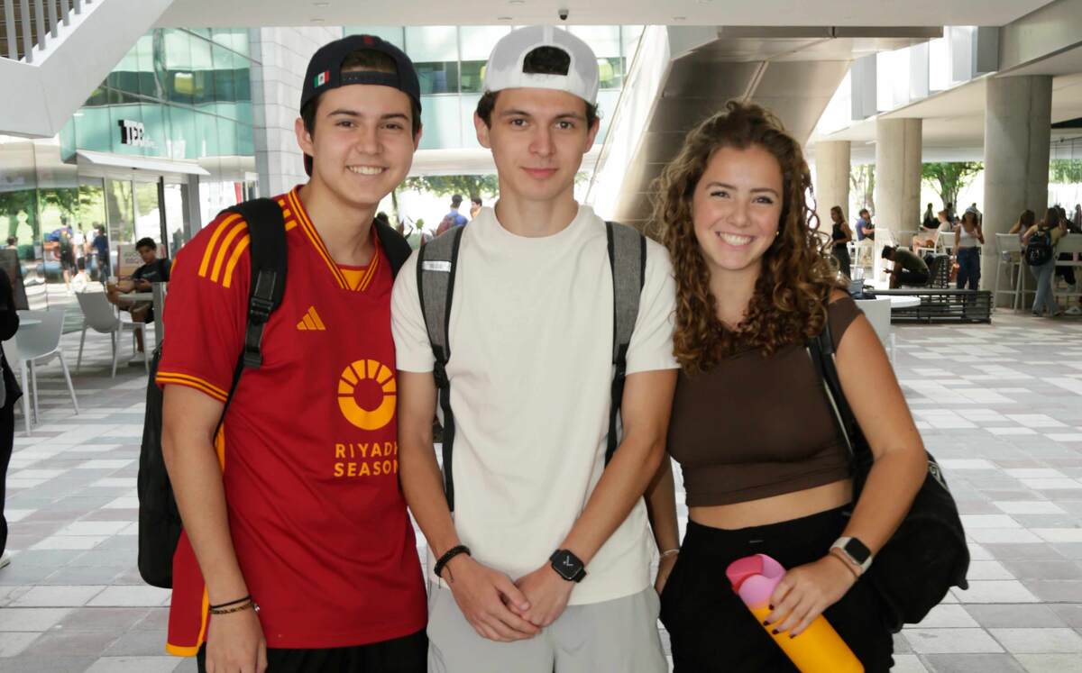 Diego González, Marco Saldívar y Monse Pons