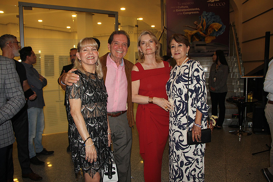 Jazmín Tortajada, Víctor Tortajada, Leea Tortajada y Nony Tortajada.