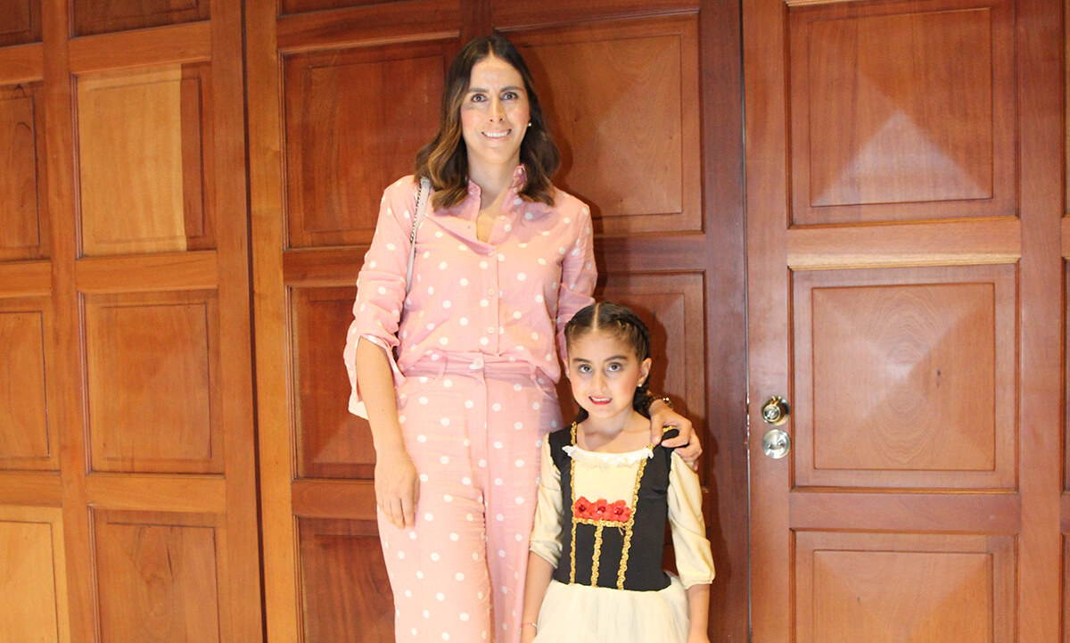 Mariana Olvera y Loretta Padilla
