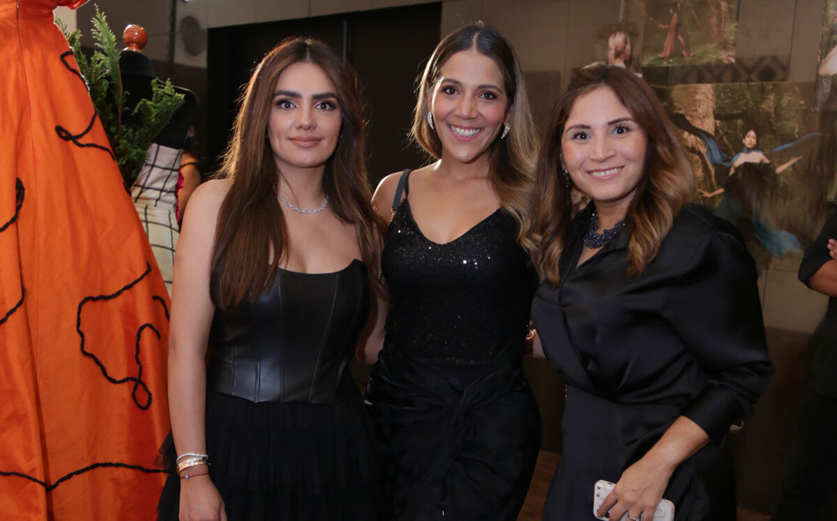 Michel Saldívar, Esperanza Cervantes y Caro Cuadro