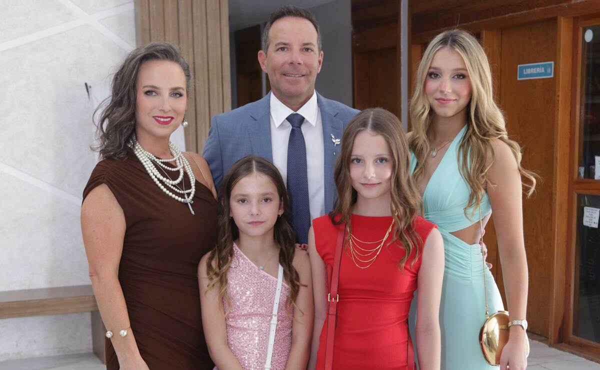 Romina Zambrano, Fernando Márquez, Isabel Márquez, Inés Márquez y María Pía Márquez