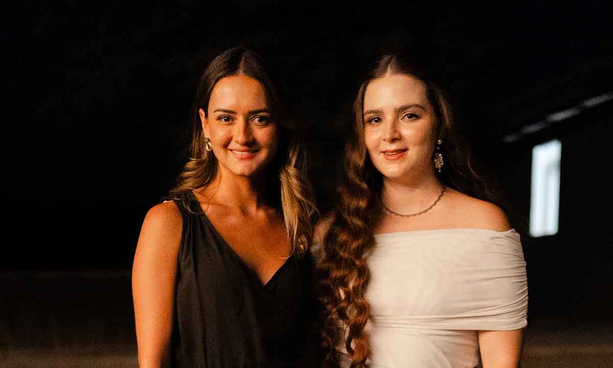 Fer Navarro, Angélica Toro