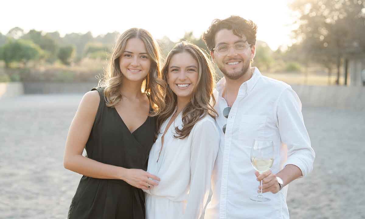 Fer Navarro, Constanza Navarro y Arturo Olivera