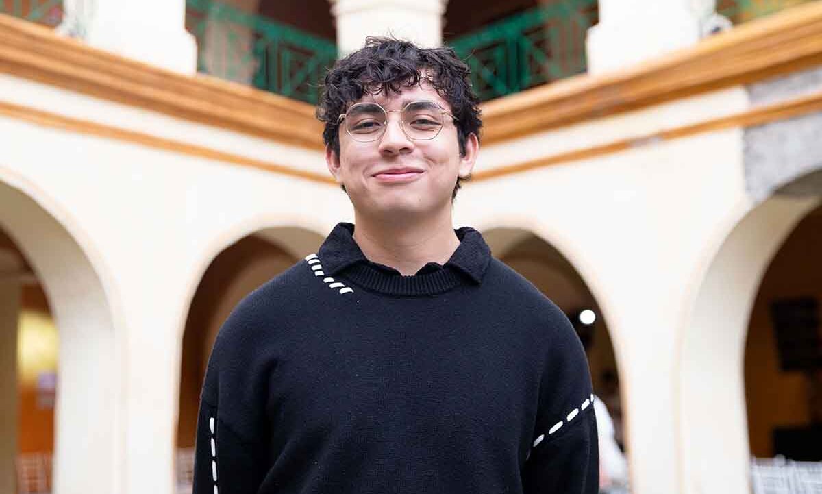 Yahir González