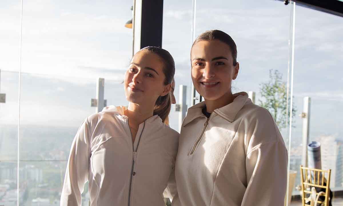Paola Posada y Adriana Posada