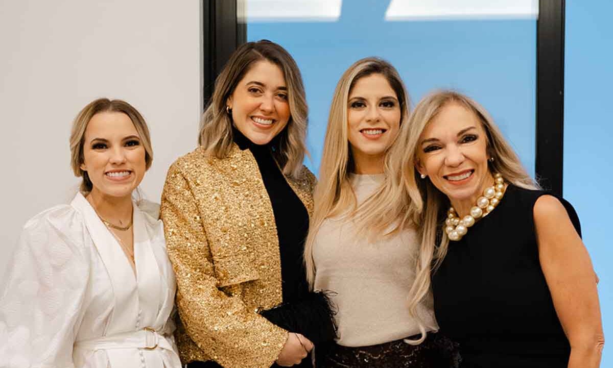 María Andrea Díaz, Ana Elisa Lim, Marianne Díaz y María Elena Pacheco