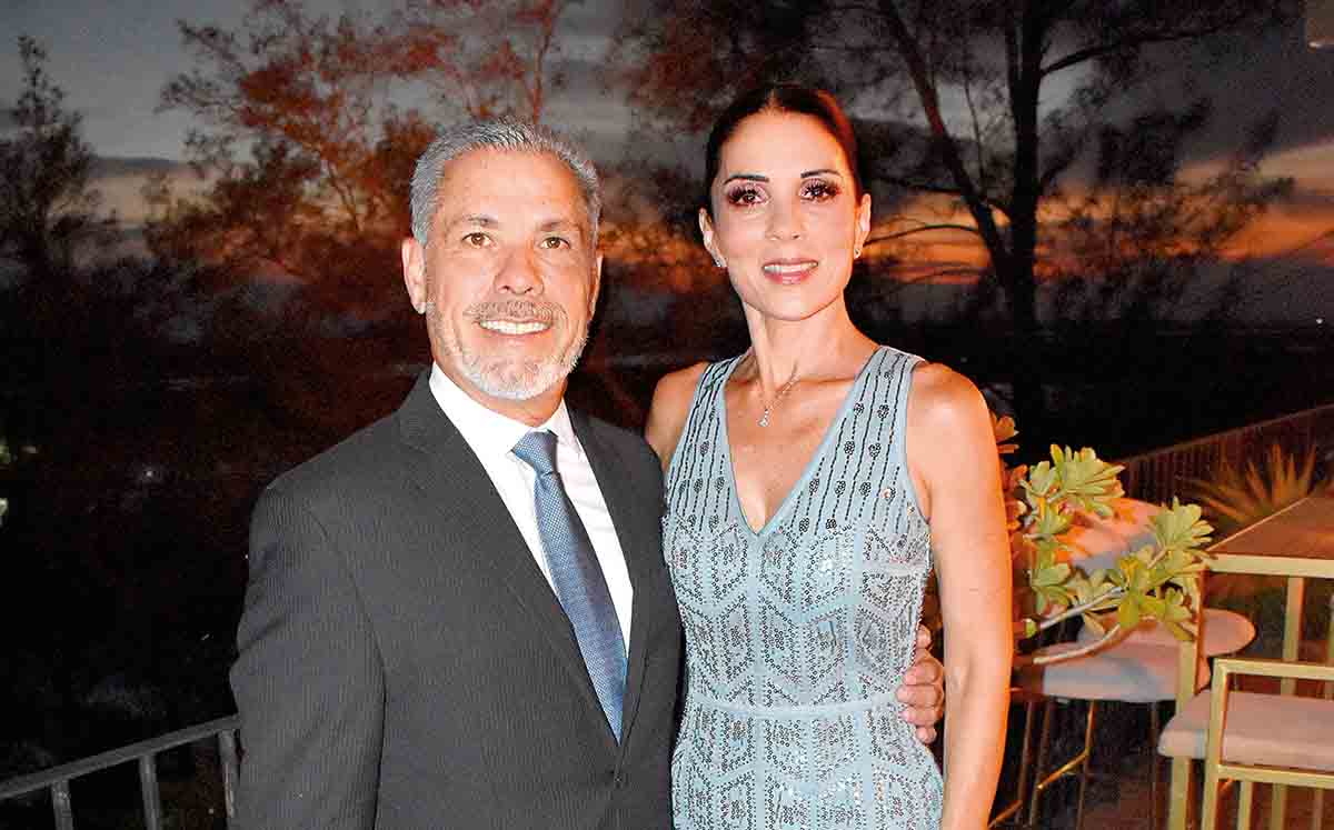 ANDRÉS MARTÍNEZ Y NORA GÓMEZ, los papás de la novia