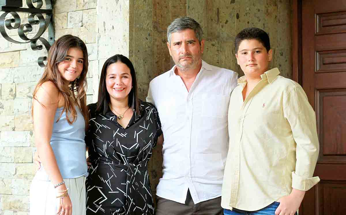 ALE MOHAMAR, ALE ARAGON, EDUARDO MOHAMAR Y EDUARDO MOHAMAR disfrutaron del festejo