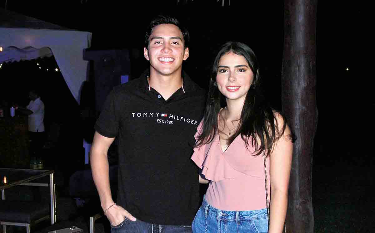 EMILIANO PÉREZ Y LESSLIE MAURI nos regalaron sus mejores sonrisas