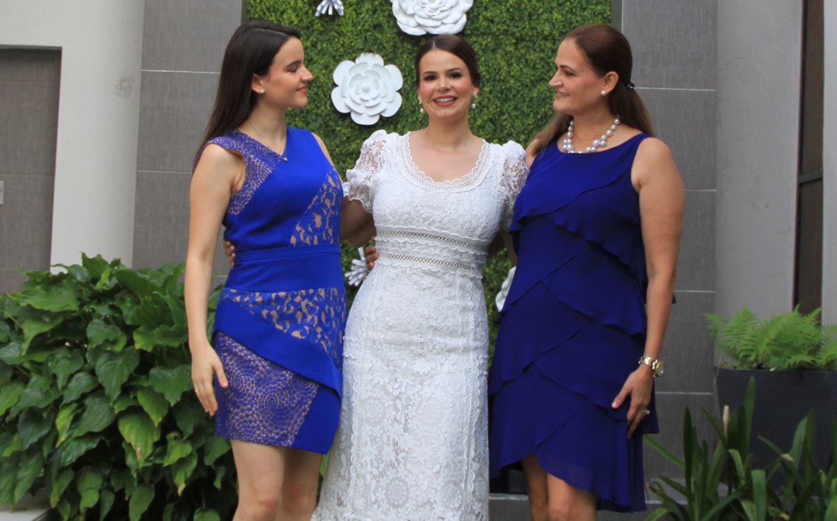 MARIANA CRISTO, GABY CRISTO Y GABY ABISAD disfrutaron de una gran variedad de postres como brownies, cupcakes y pastel de zanahoria