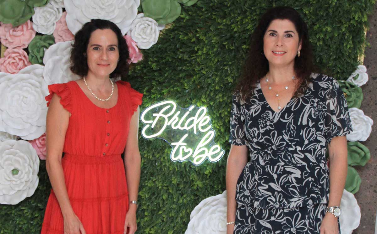 Asistentes llegaron con sus mejores outfits al festejo