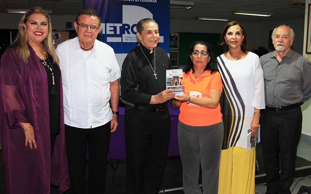 Asistentes durante la presentación