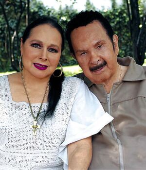 Flor Silvestre, Antonio Aguilar y Paco Malgesto tuvieron un triángulo amoroso y así es como Ángela nos lo recuerda (Instagram)