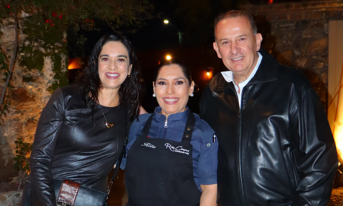 Gina Galván, Rita Campos y Eduardo Bujaidar
