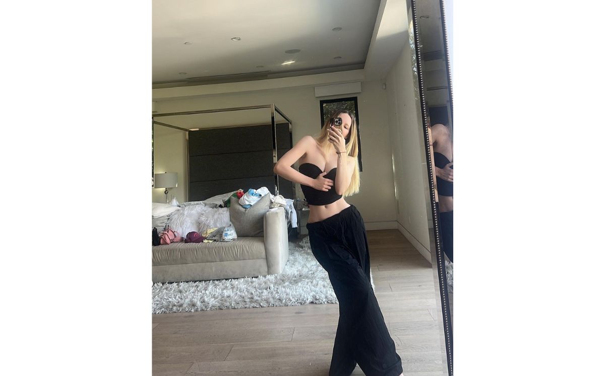 Belinda y el corset negro con el que toma venganza (Instagram)