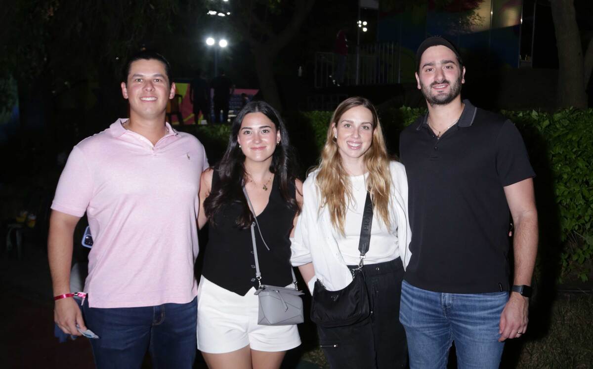 Héctor Martínez, María Rebeca Ordóñez, Rebeca Contreras y Jorge Garza