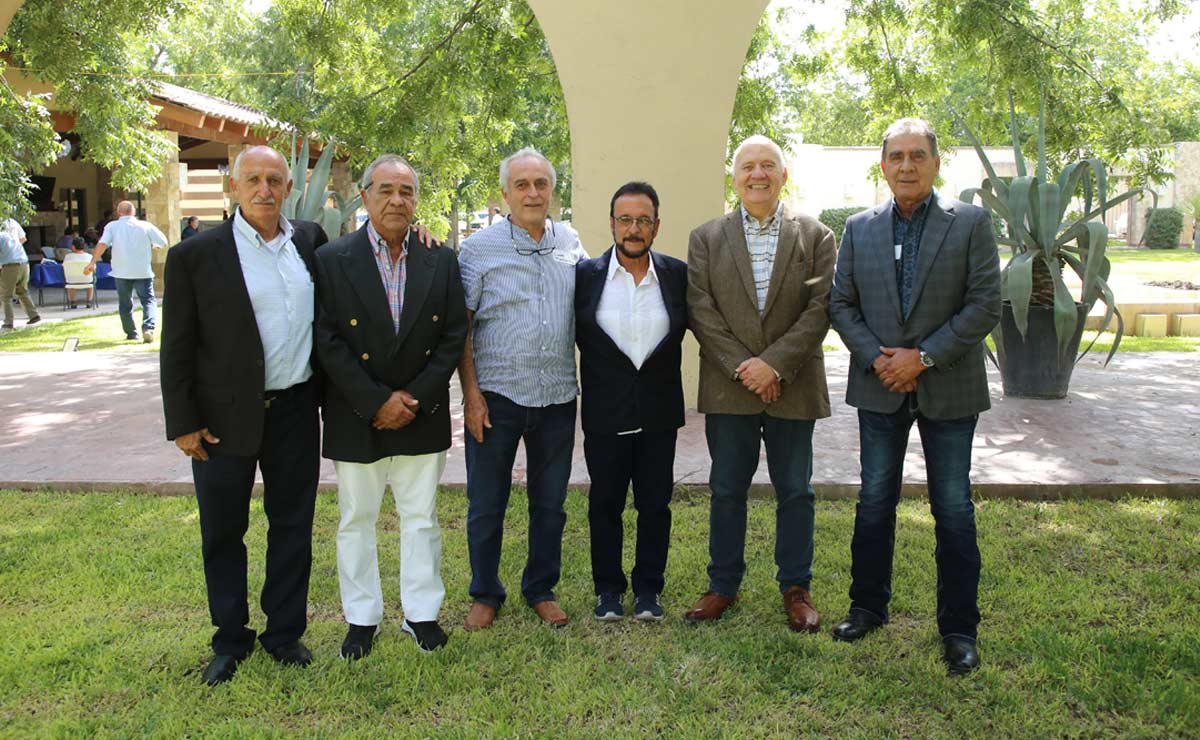Miguel, José Luis, Víctor, Nicolás, Roberto y Salvador