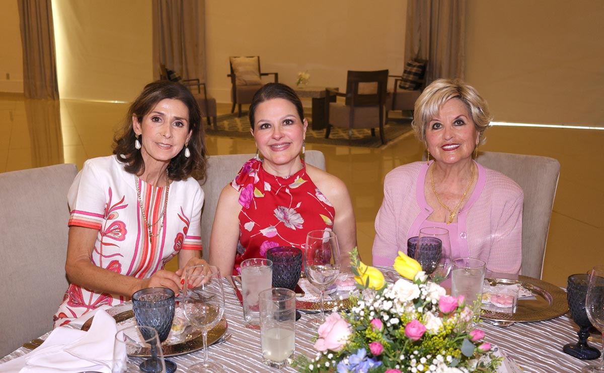 Miriam, Ale y Monis