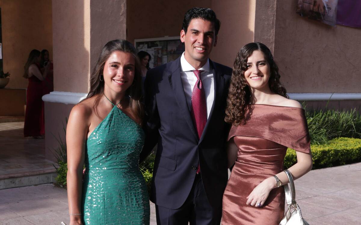 Paula Martínez, Diego Velasco y Lucy Treviño