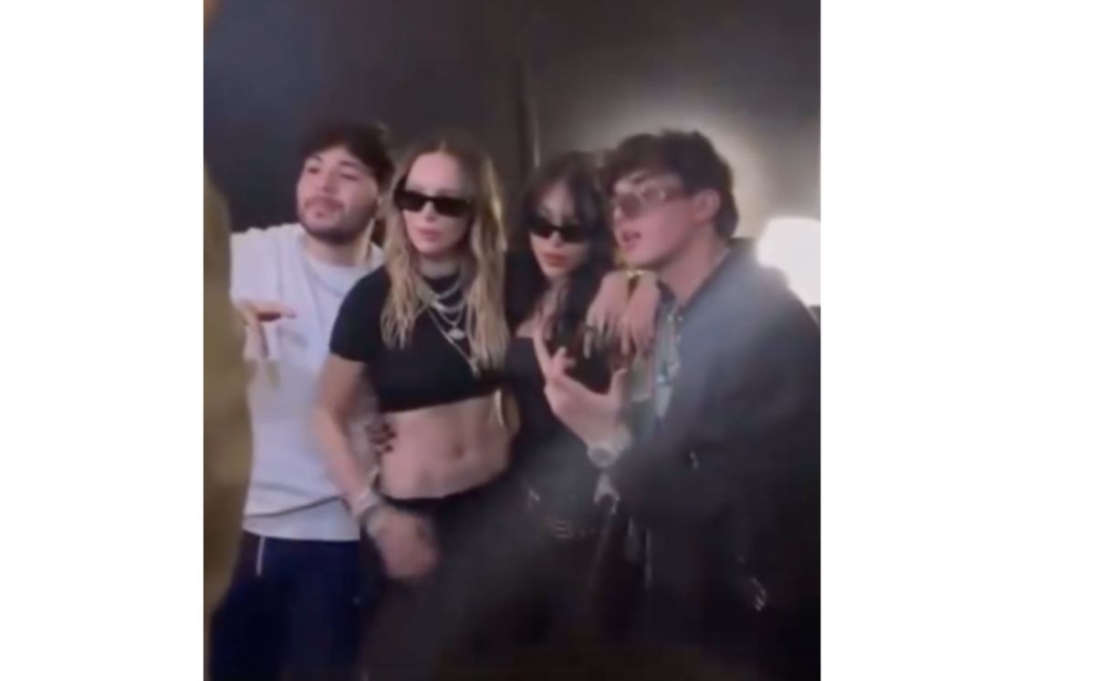 Belinda y Danna Paola en el camerino del concierto en el que se encontraron (Instagram)
