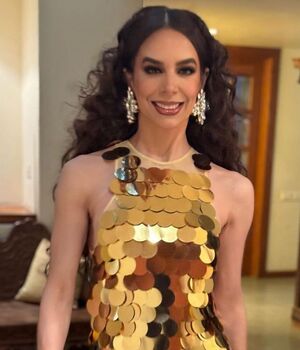 Biby Gaytán impresiona por su aspecto juvenil junto a sus hijas (Instagram)