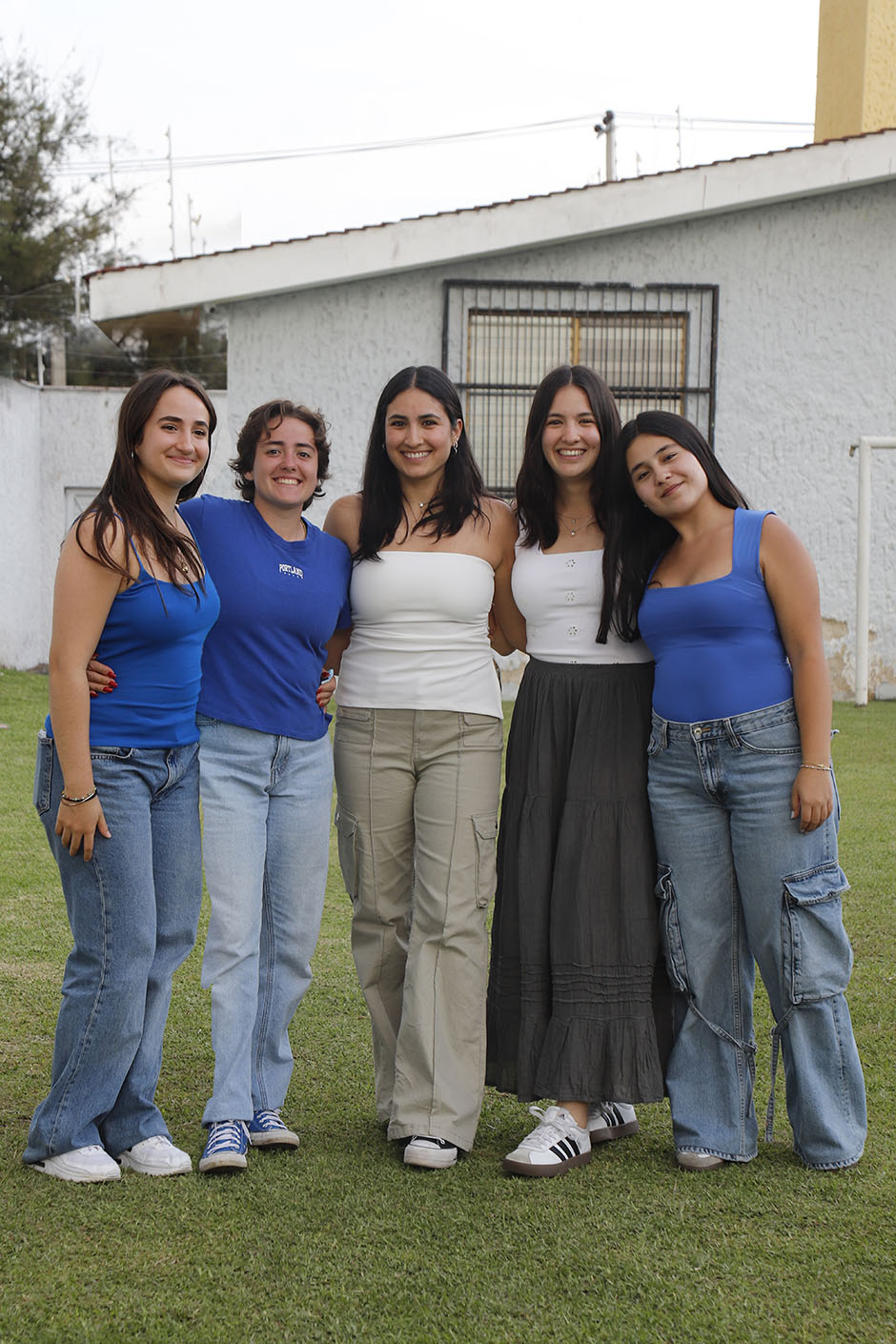 Andrea Espinosa, Montserrat Espinosa, Regina Espinosa, Isabela Espinosa y Natalia Espinosa