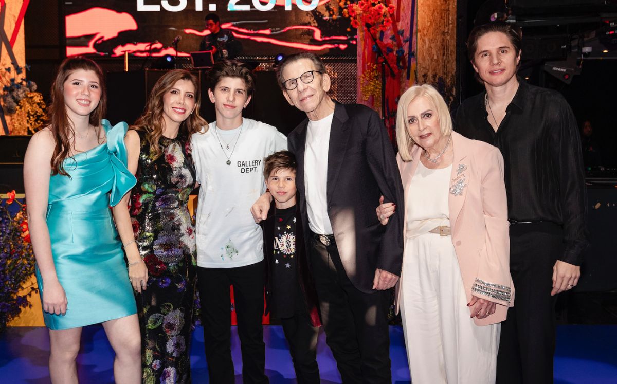Aliah Misrachi, Samantha Marcuschamer, Emile Misrachi, Jax Misrachi, Salomón Marcuschamer, Ruth Kleiman y Jonathan Misrachi