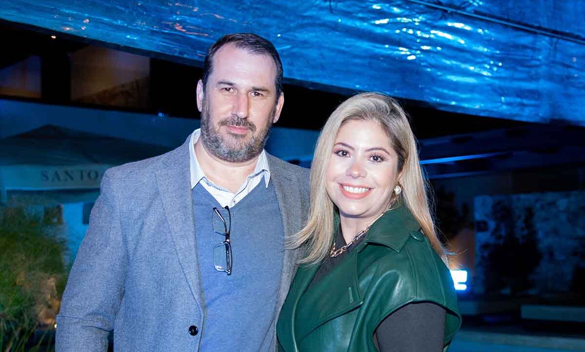 Pablo Guinsberg y Paula Abreu