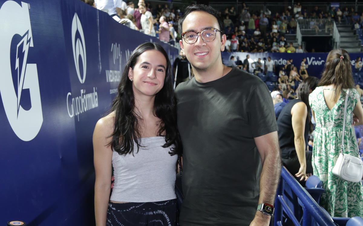 Daniela Meouchi y Juan Luis Guerrero