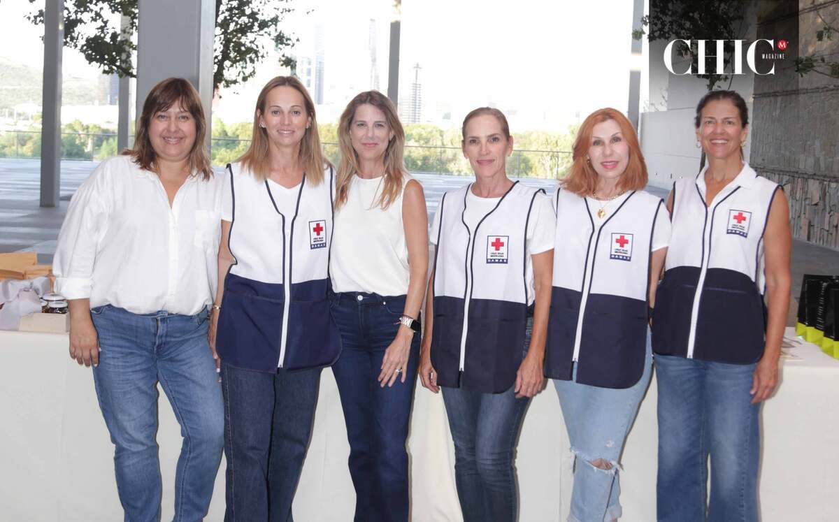 Elsa Berruet, Roberta Zambrano, Regina Sada, Maru Garza T de Carrillo, Laura Barrera y Marissa Valdés. Fotos: Roberto Alvarado
