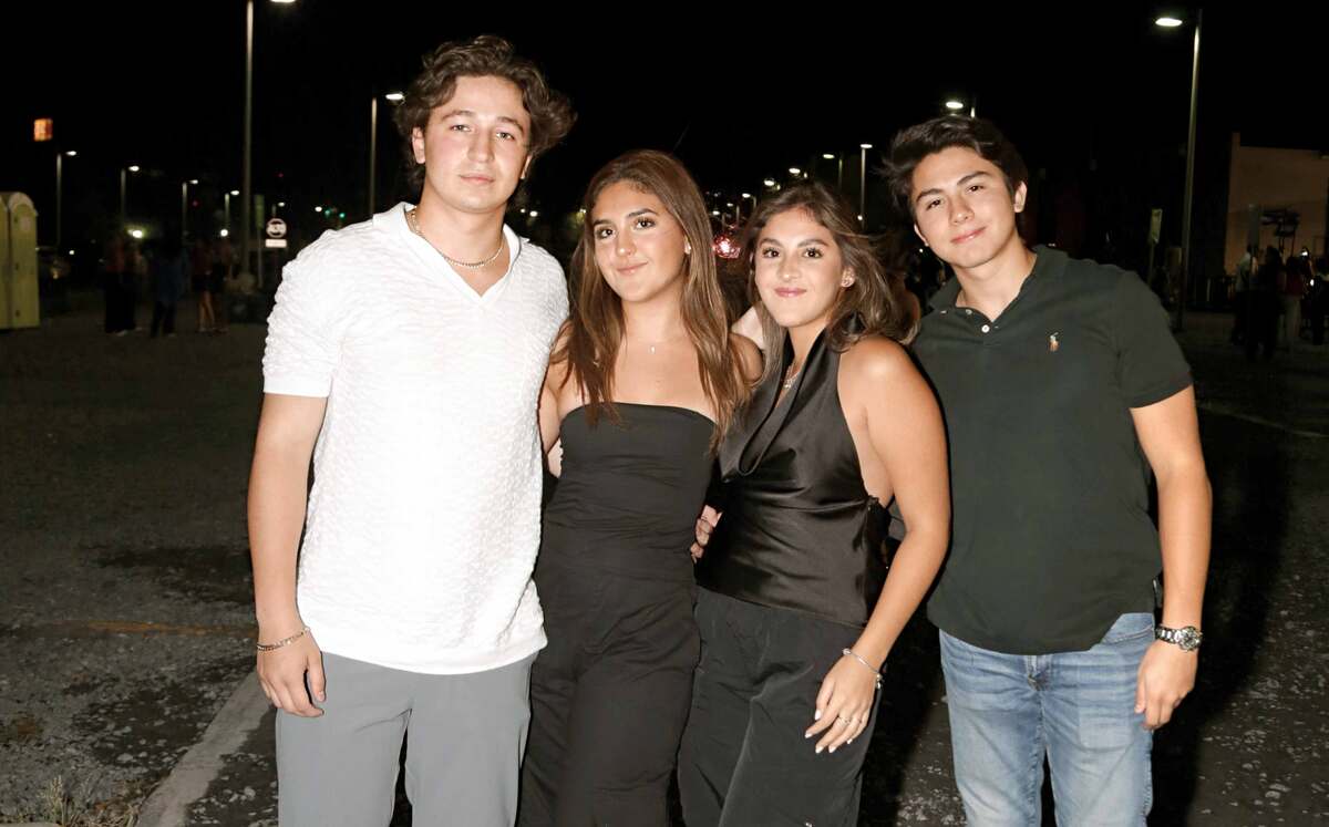 Emiliano Zardoni, Aline González, Hilen González y Emilio Calderón