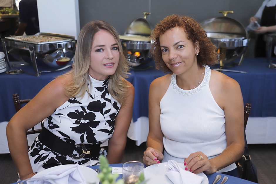 Hanna Rolón y Cecy Guzmán
