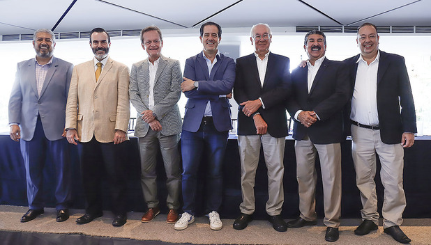 01 Joel Regalado,  Francisco Soto, Carlos Félix, Andrés Gómez Levy, Mariano Michel Velasco, Manuel Jesús Morales Muzquiz y Jaime Ulises Morales