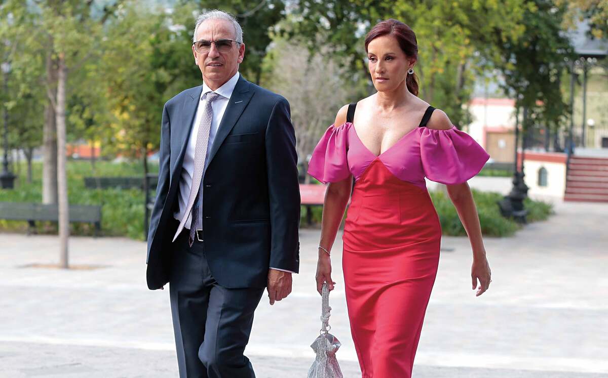 Juan Regino Gutiérrez y Regina Valdés