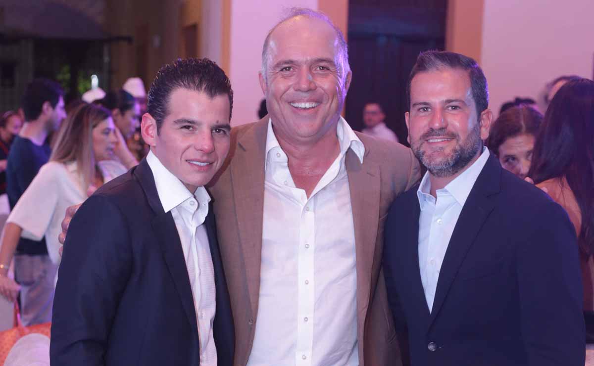 Mike Flores, Bernardo Bichara y Raúl Lozano / Fotos: Roberto Alvarado
