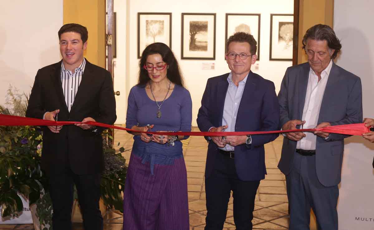 Samuel García, Avelina Lésper, Francisco González y Memo Méndez en el corte de listón / Fotos: Roberto Alvarado