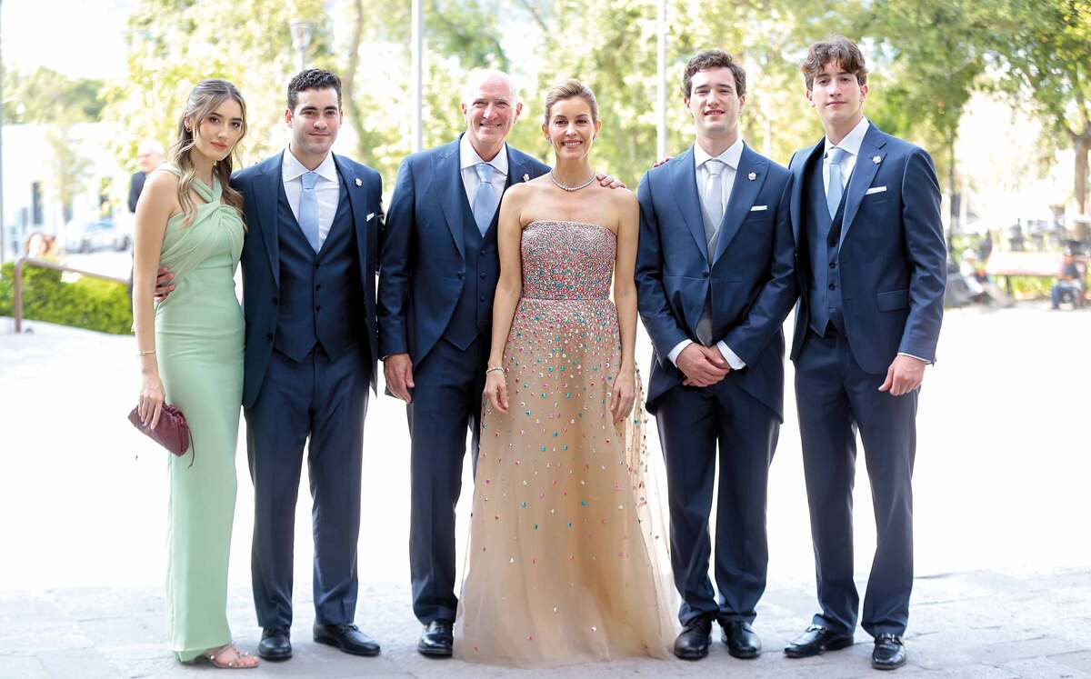 Vanessa León, Alberto Backhoff, Gustavo Backhoff, María del Carmen De la Garza de Backhoff, Gustavo Backhoff y Hank Backhoff