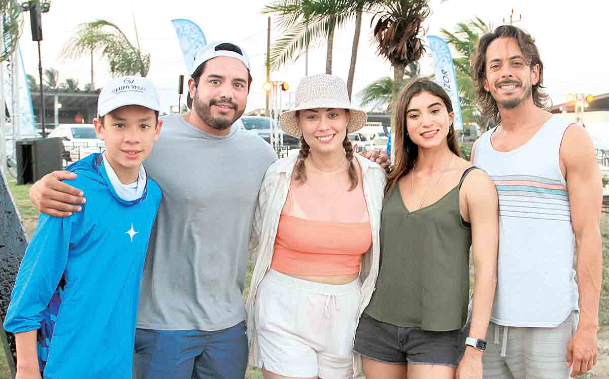 ANDRÉS VARELA, CARLOS GARCÍA, MARIAN ANDA, YEHILA CABANNE Y JUAN ANDA vivieron un gran ambiente deportivo