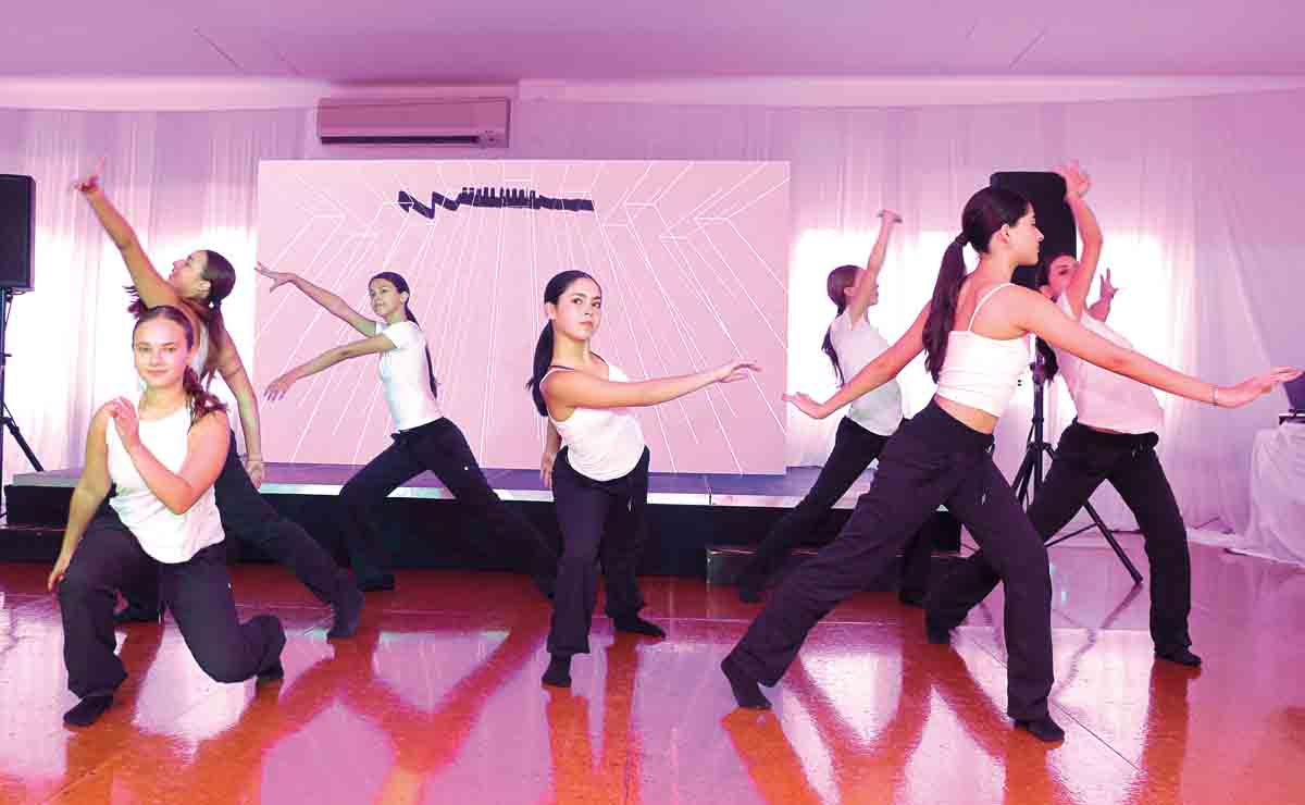 Alumnas presentaron baile en Monique Dance Studio / Fotos: Daniel Saldívar