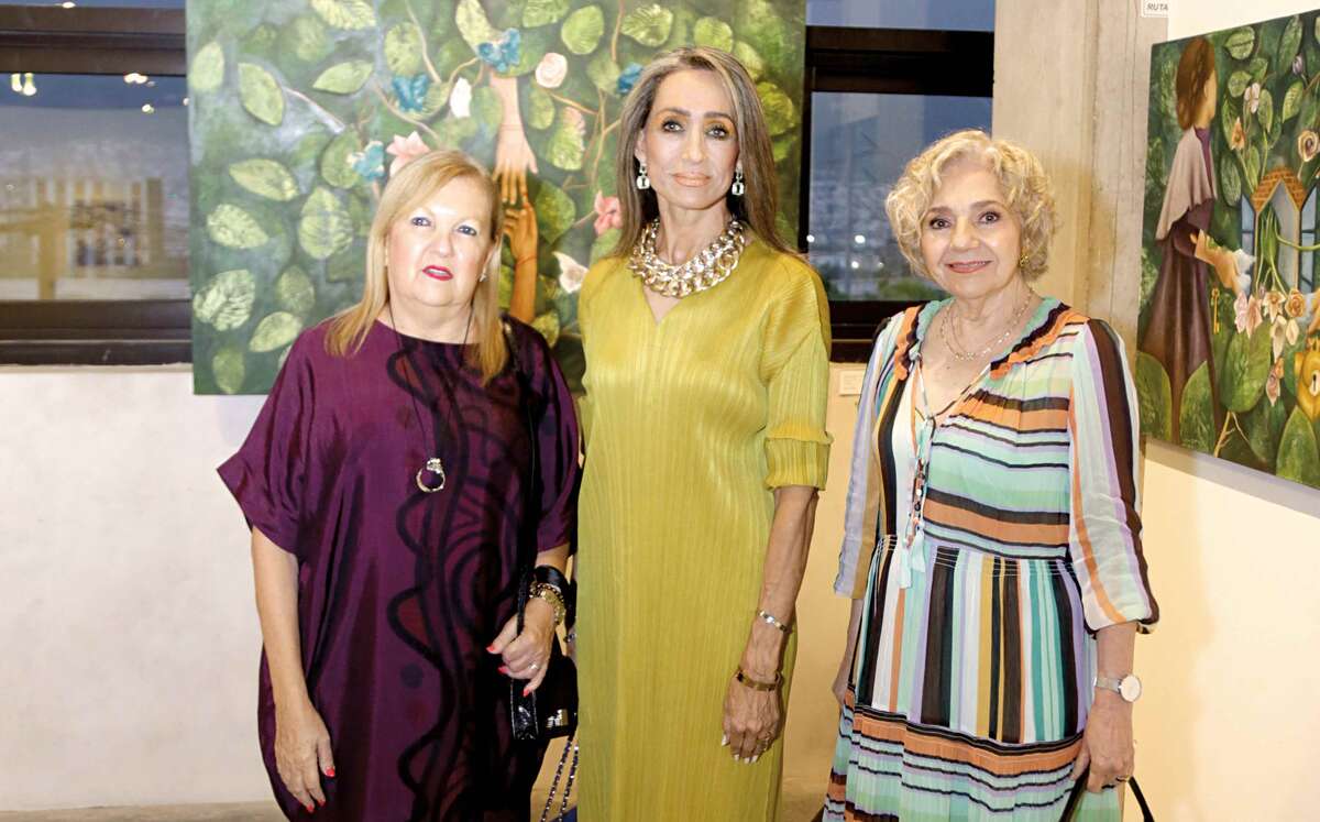 Delia Salinas, Alexandra Castro y Yolanda Garza