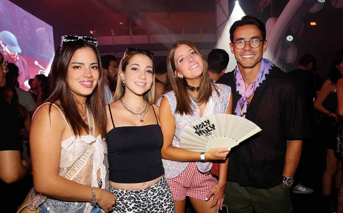 Fernanda Gutiérrez, Mónica Hernández, DANIELLE CLYDE Y LUIS ÁGUILA