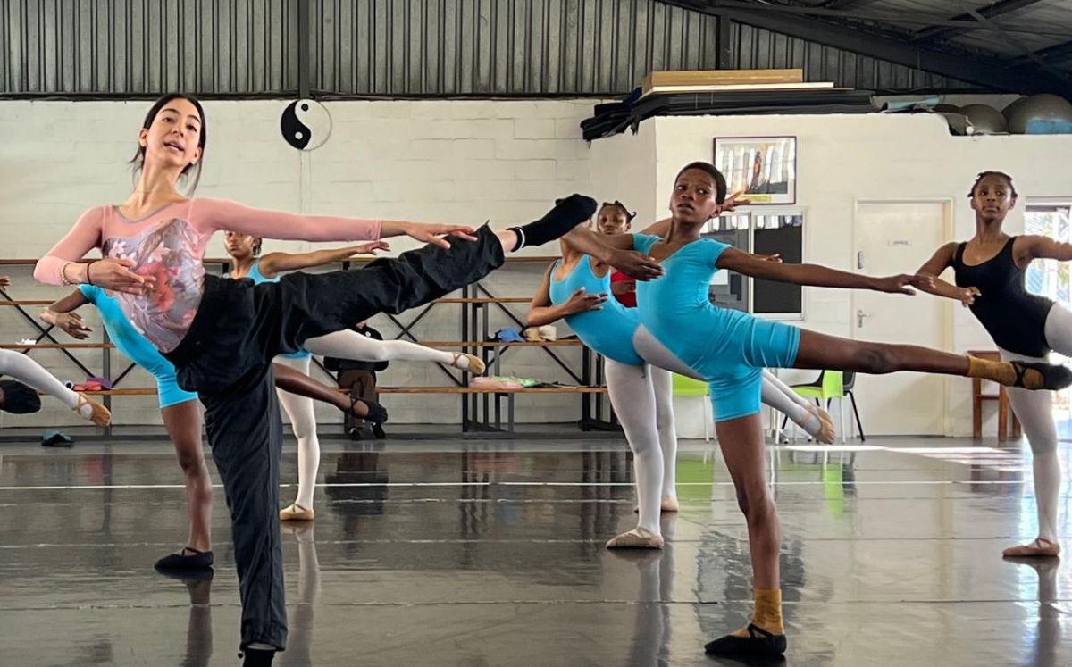 Florencia Páez realizó un voluntariado de ballet en Sudáfrica