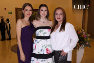 Mayela, Alejandra y Mónica