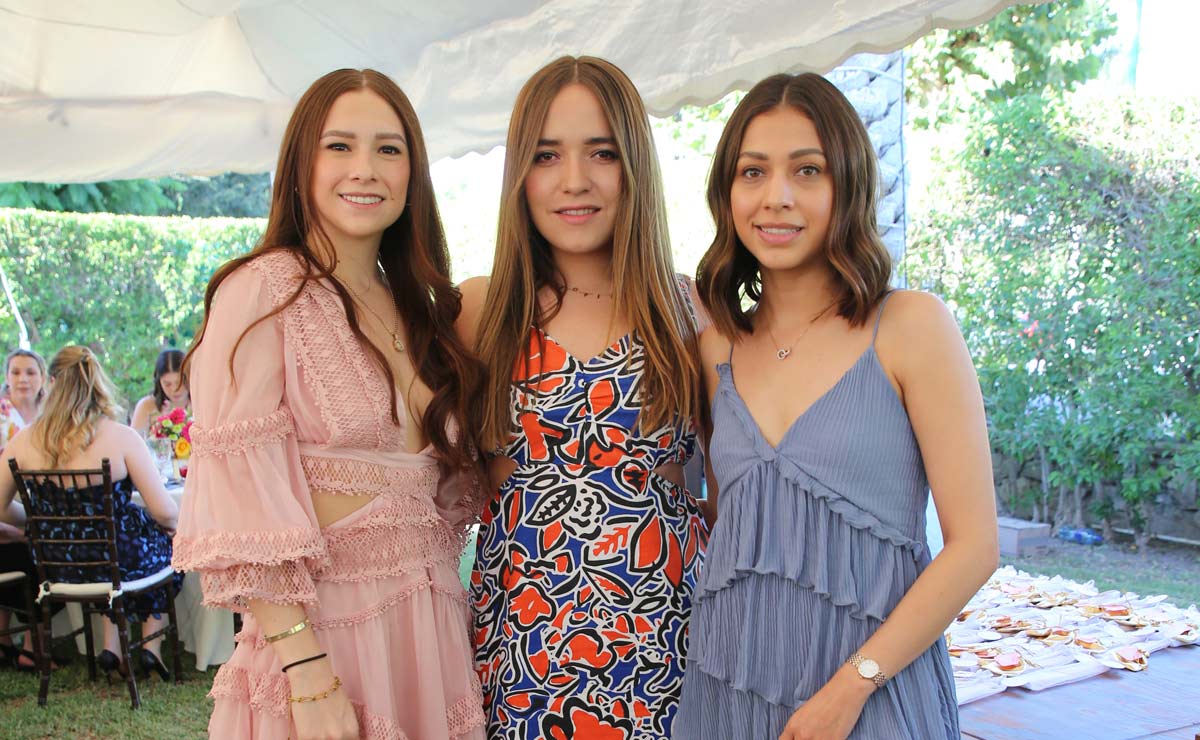 Paola, Sofía y Camila