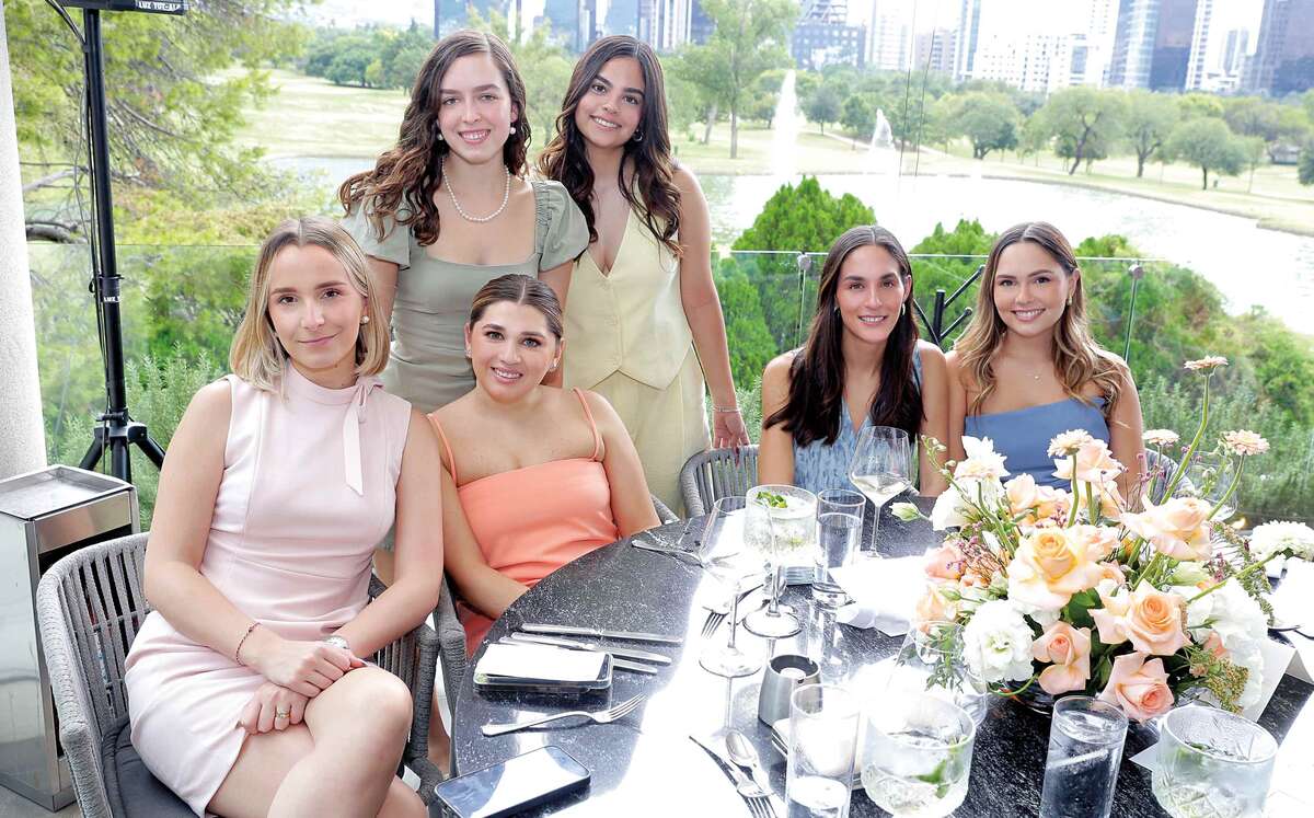 Regina Carral, Marité Coronado, Julieta Martínez, Cecilia Gutiérrez, Ana Karen Garza y Lulú Ceballos