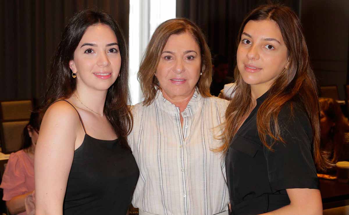 Vero Ochoa, Cristina Canavati y Cristina Corona / Fotos: Daniel Saldívar