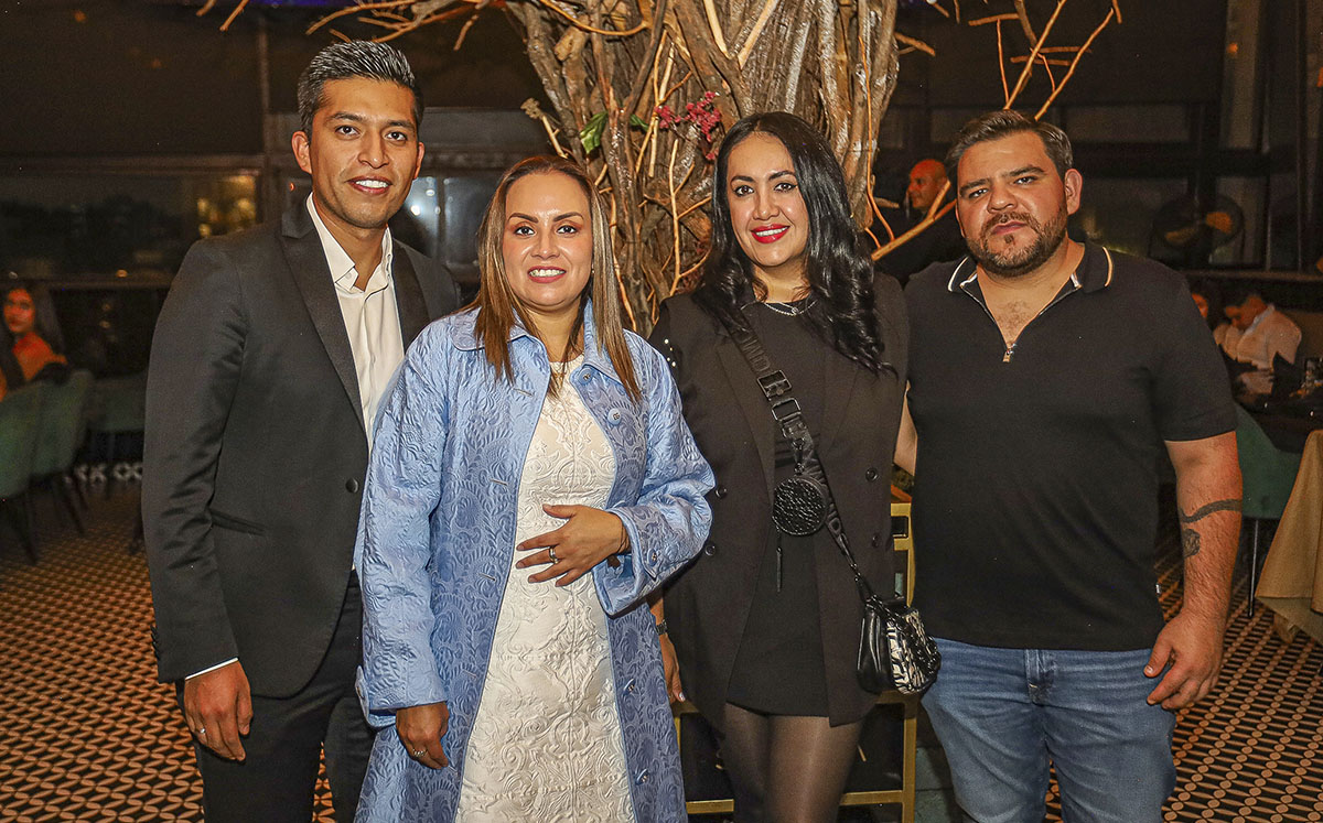 Eliel García, Laren Flores, Valeria Aguilar y Juan Medina