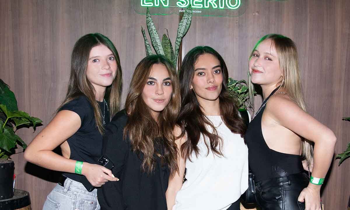Lulú Terrón, Valentina Camacho, Sonia Berrones y Abril Camacho