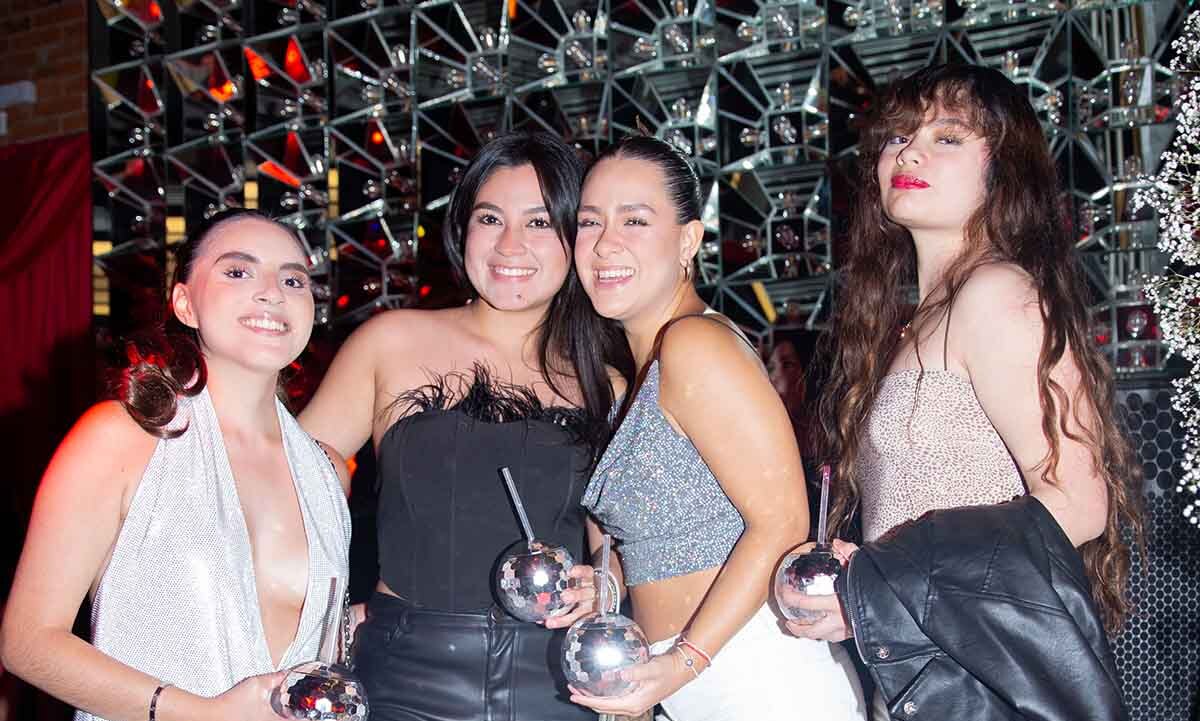 Diana Osorio, Fiona Haro, Karen Rojo y Sara Aguilar