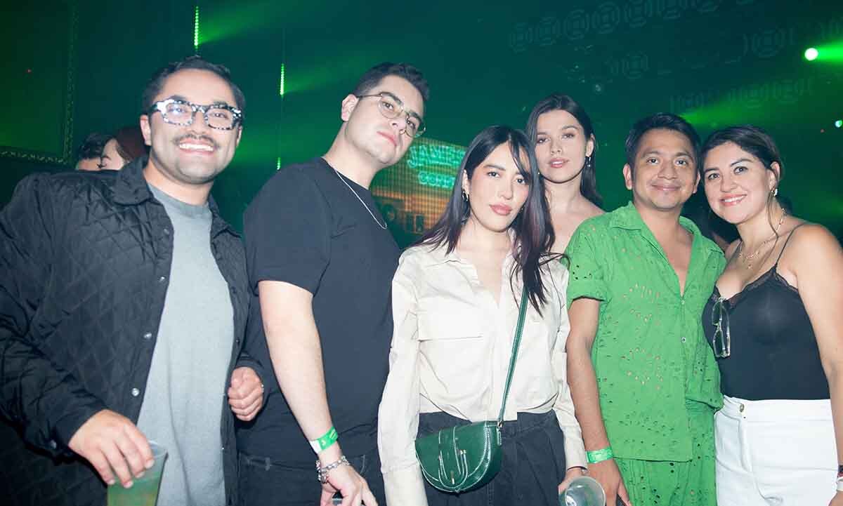 Javier Velázquez, Melquisedectt, Denisse Alberto, Aleana Solis, Jesús Flores y Jennifer Ruíz